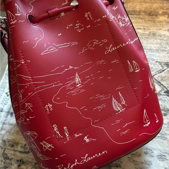 Ralph Lauren Andie drawstring bucket bag red andie 19 sailboats - Picture 9 of 13
